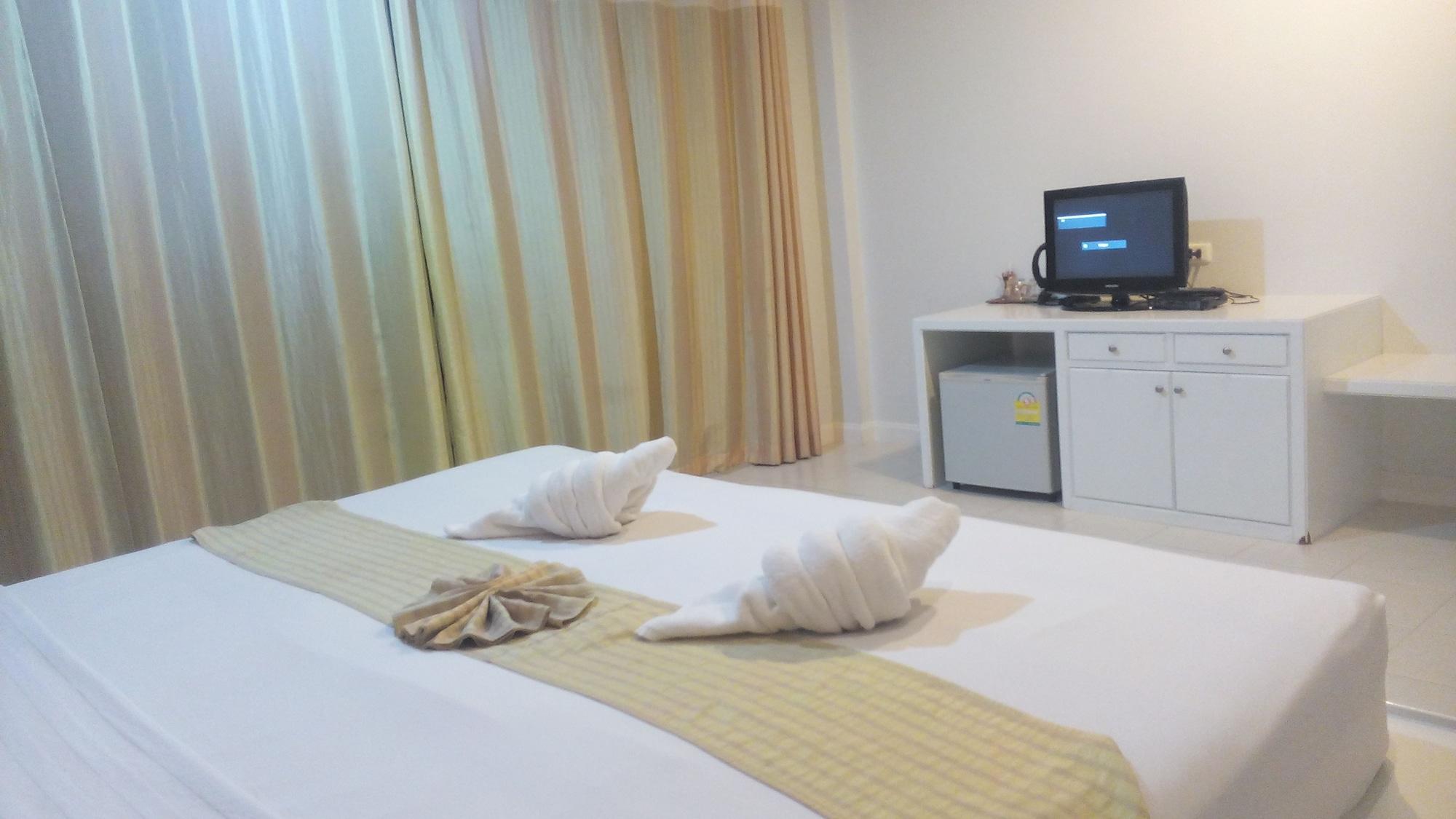 Phuket Racha Kata Homestay Eksteriør bilde