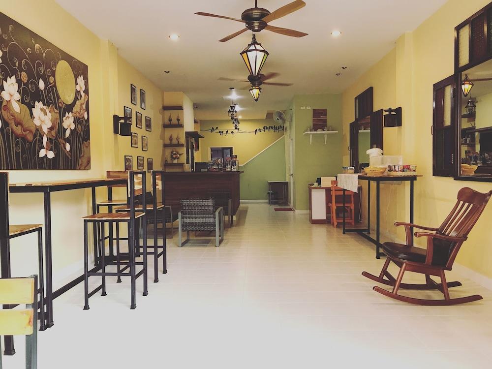 Phuket Racha Kata Homestay Eksteriør bilde