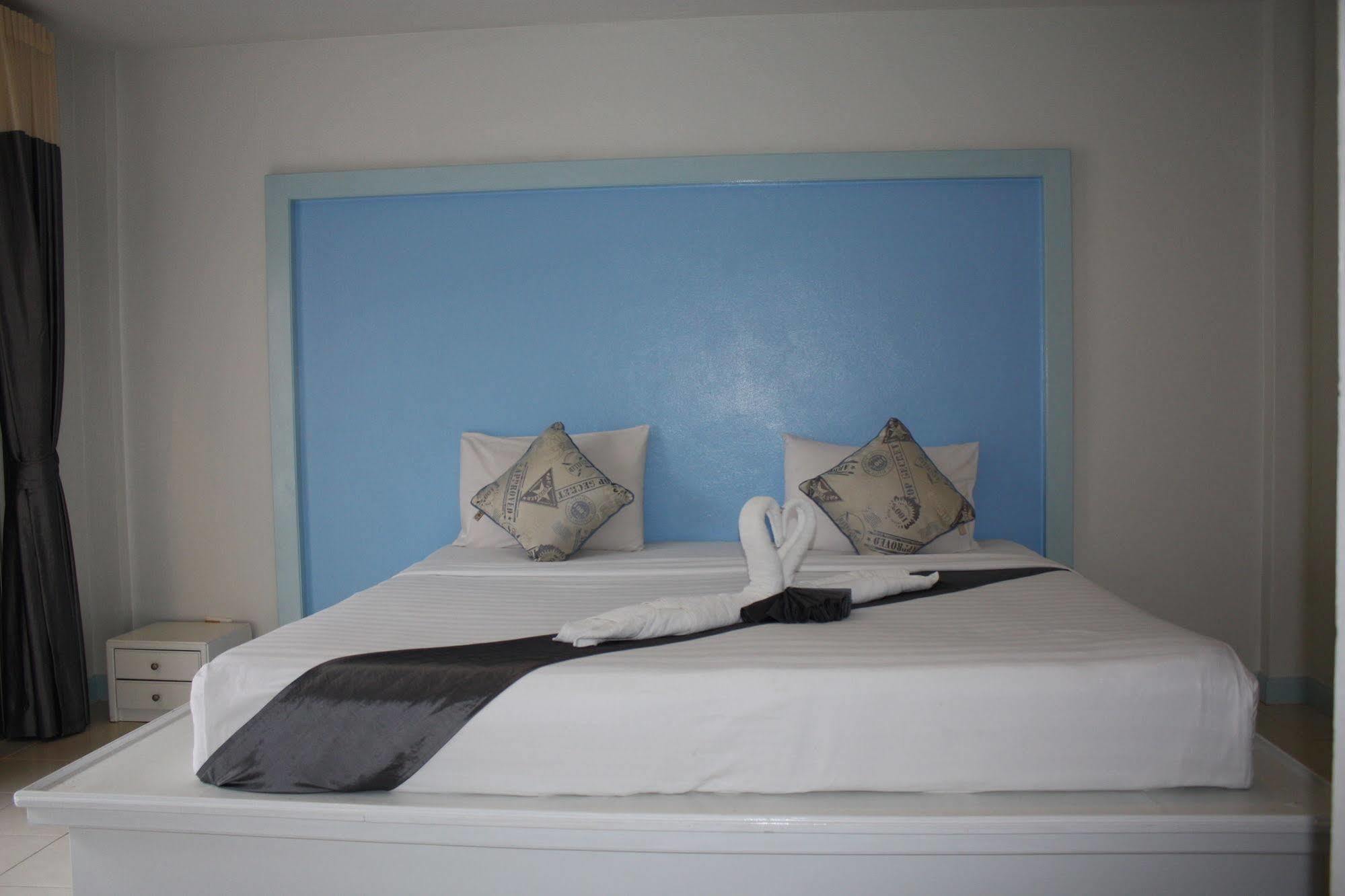Phuket Racha Kata Homestay Eksteriør bilde